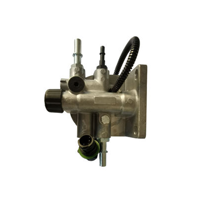 Głowa filtra Diesla 7421462811 7420951277 Dla KERAX DXI 11/13 3 otwory przez  KERAX DXI 11/13
